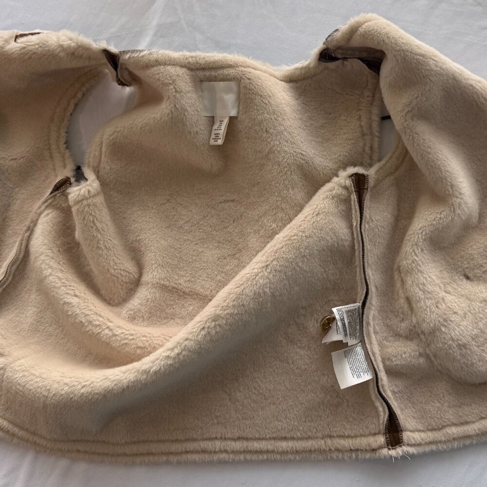 NWOT H&M Pile Lined Vest - Picture 3 of 6